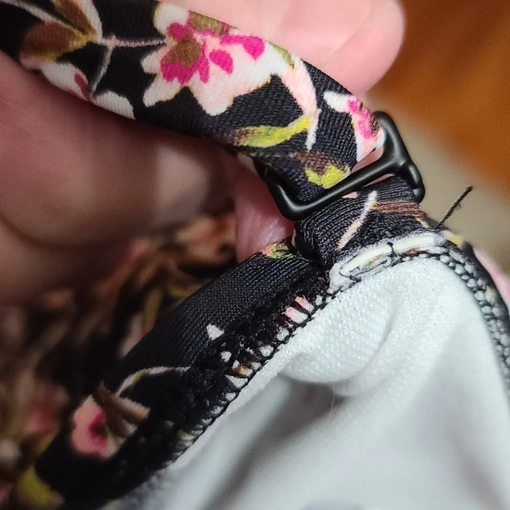 NWOT Kona Sol Womens Swimsuit Black Pink‎ Floral Ruffle Adjustable Straps Sz L